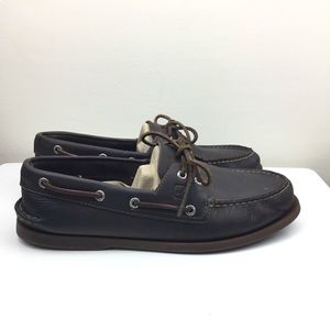 Men’s Sperry boat shoes